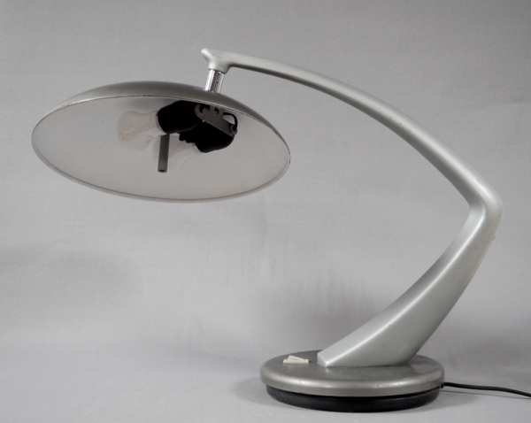 lampe fase design boomerang grise vintage