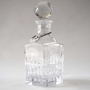 Carafe à whisky cristal chainette plaque émaillée