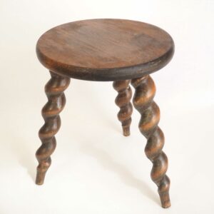 Tabouret tripode bois spirale