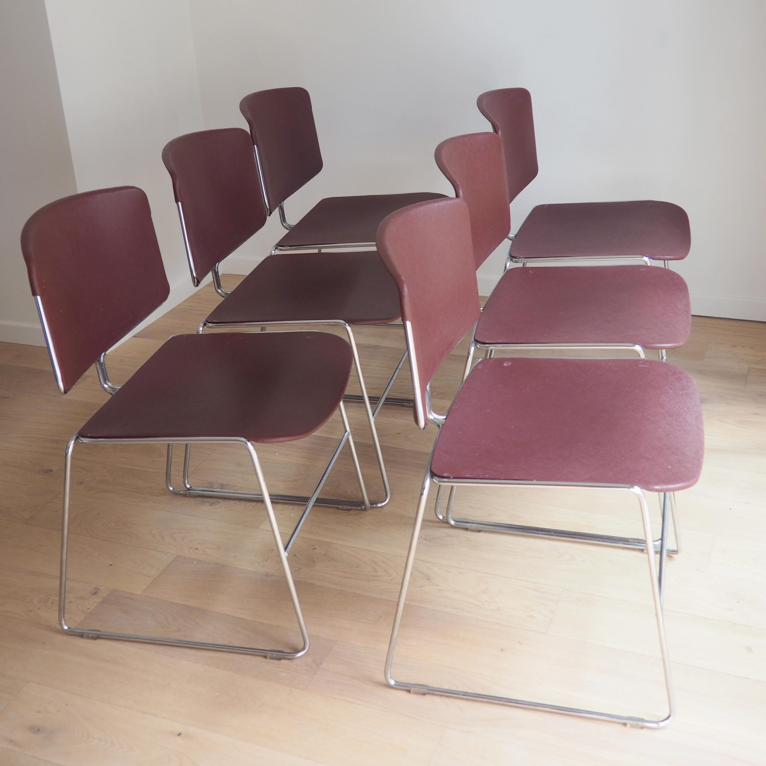 6 chaises traineau Max Stacker pour Steelcase – Image 7