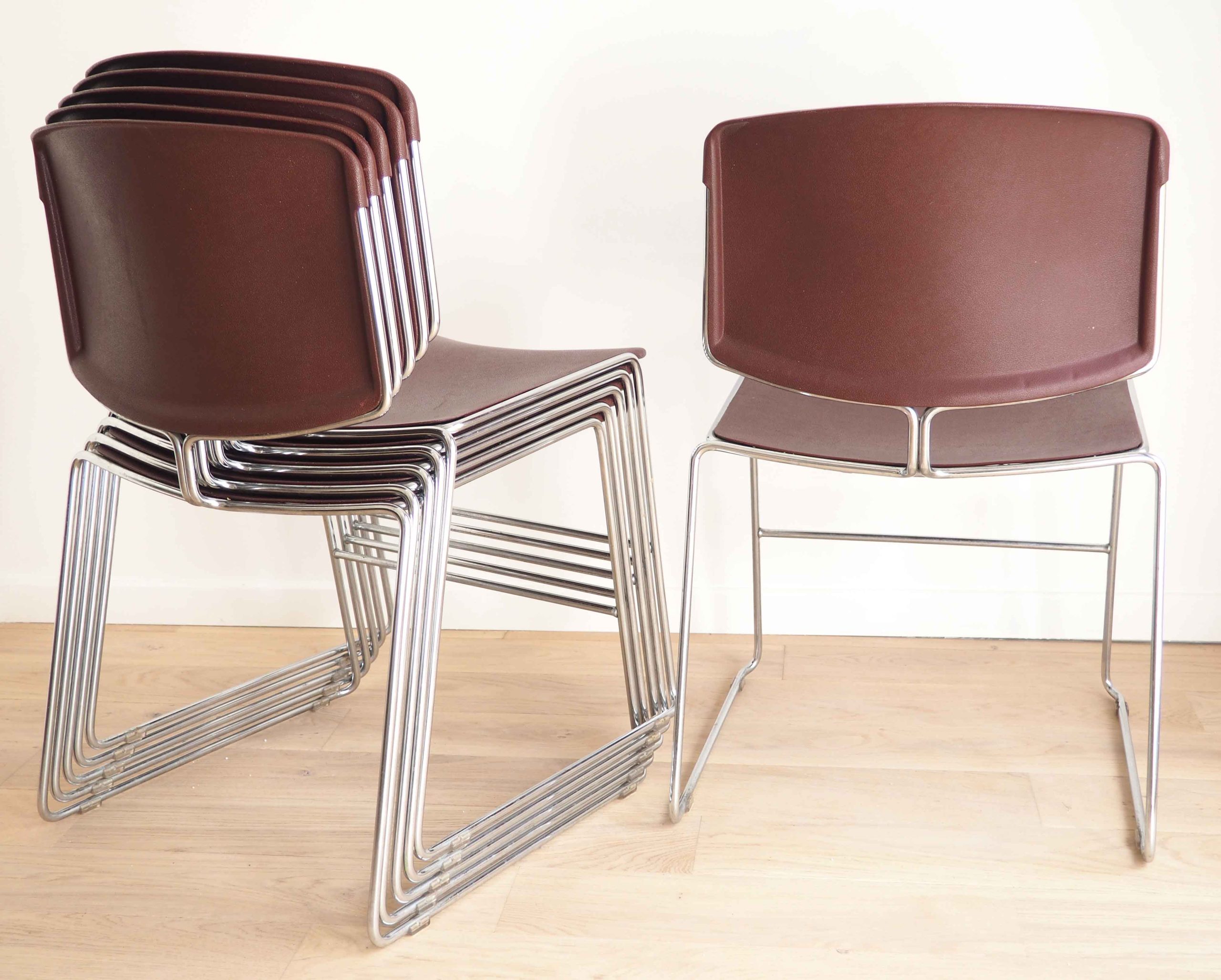 6 chaises traineau Max Stacker pour Steelcase – Image 6