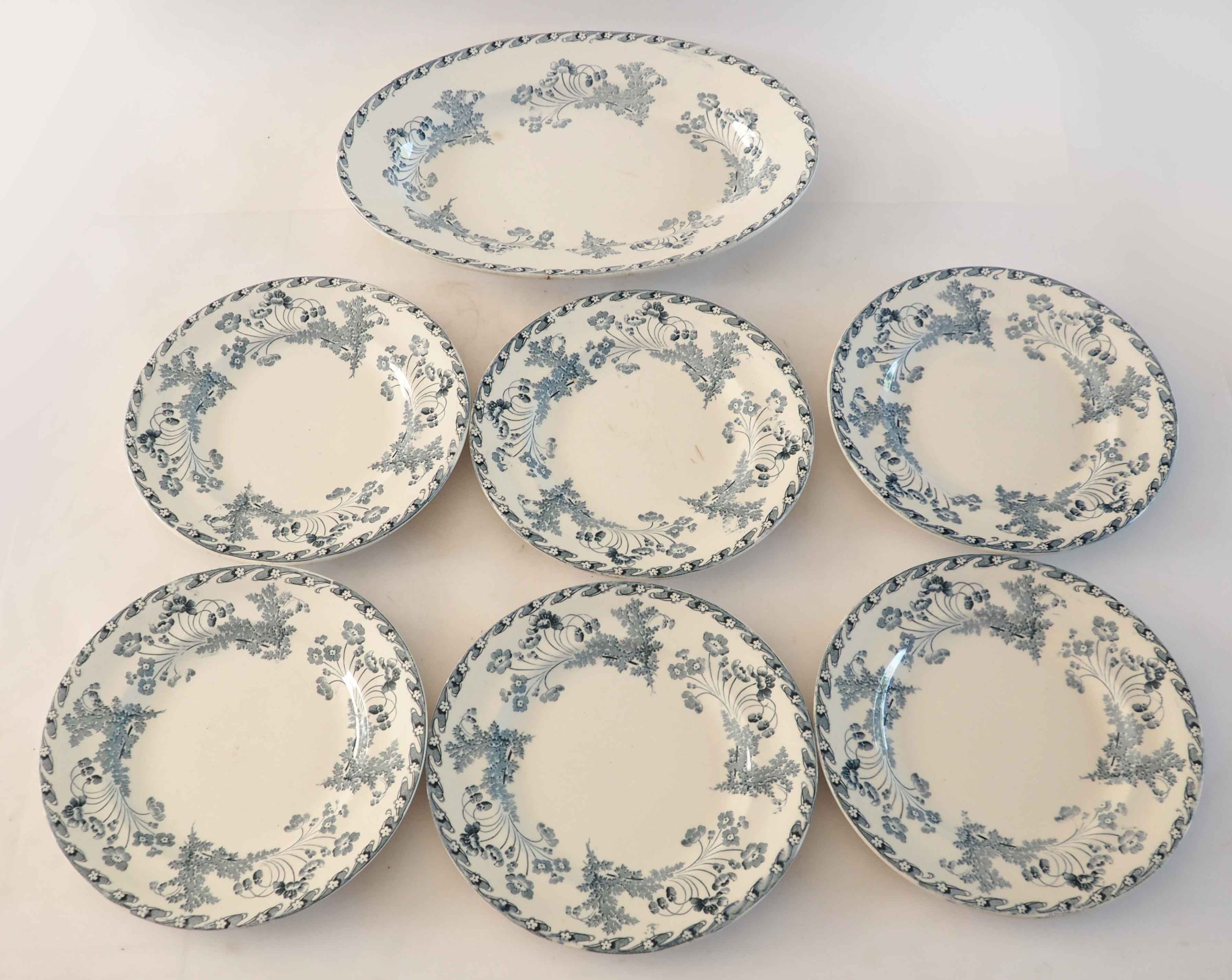 6 assiettes et plat terre de fer Longwy – Image 3