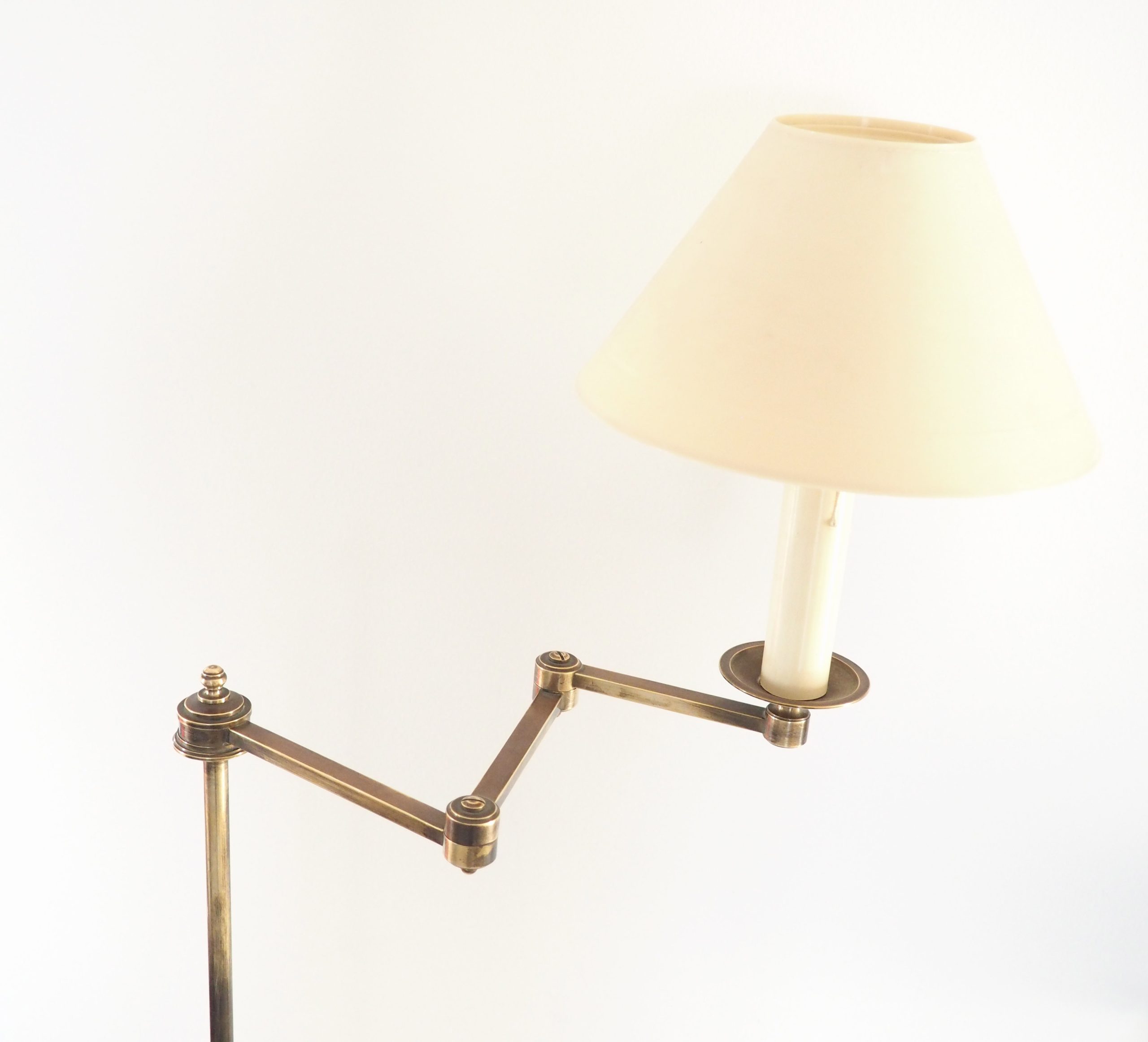 lampadaire en bronze télescopique – Image 15