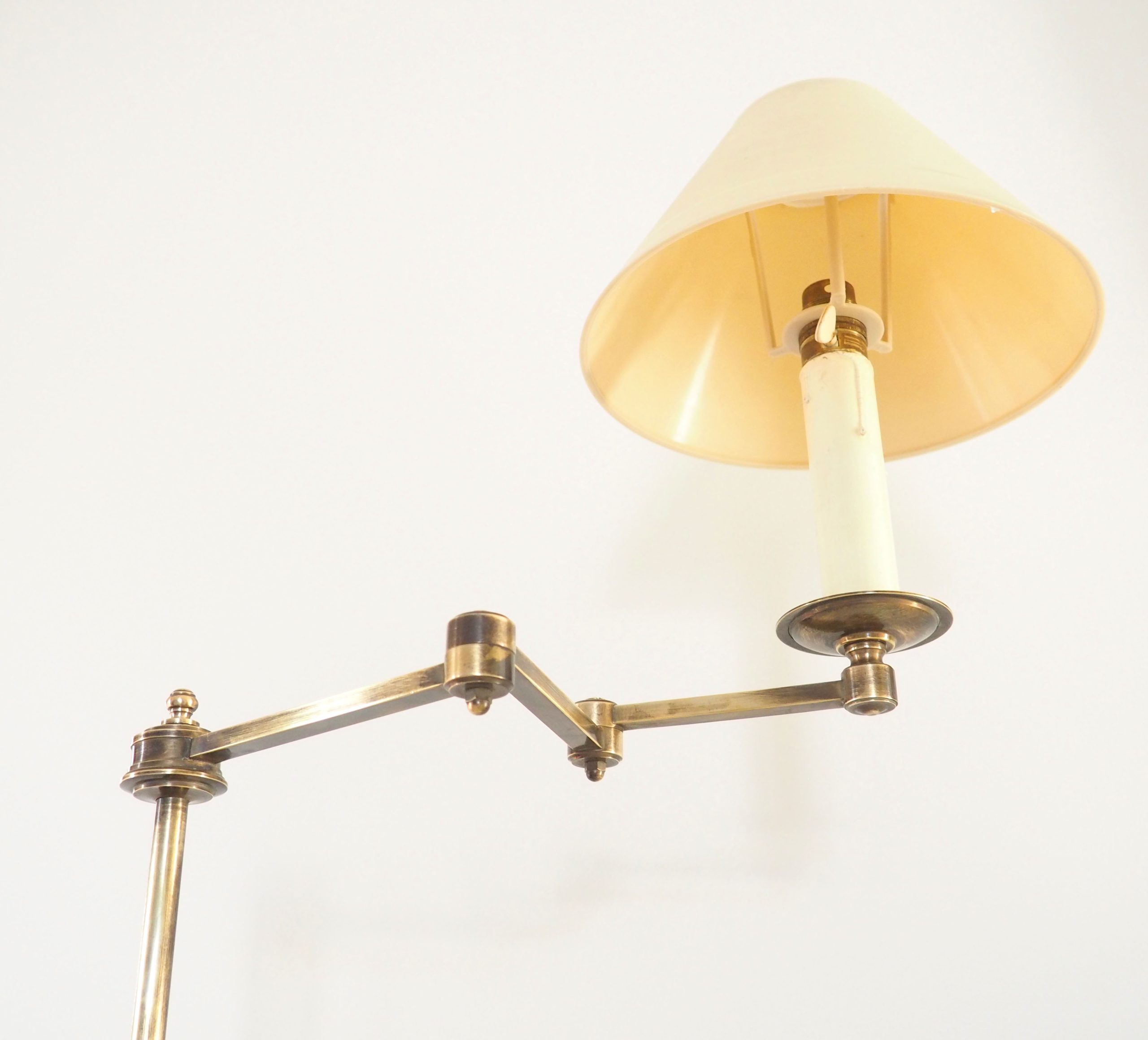 lampadaire en bronze télescopique – Image 13