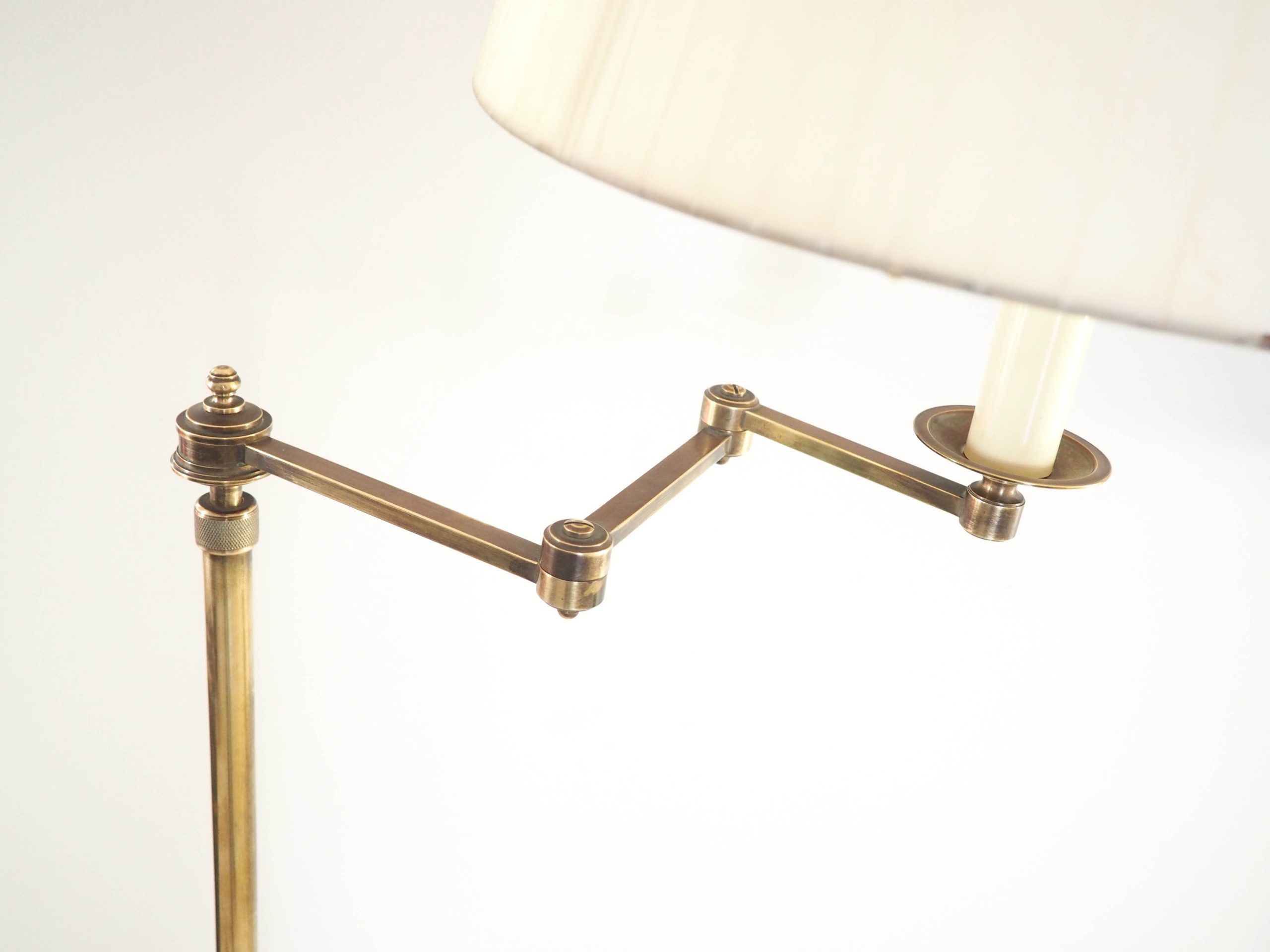 lampadaire en bronze télescopique – Image 11