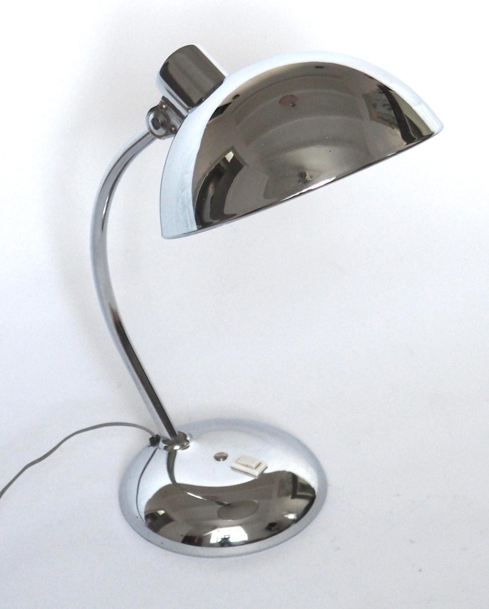 Lampe de bureau chromée – Image 3