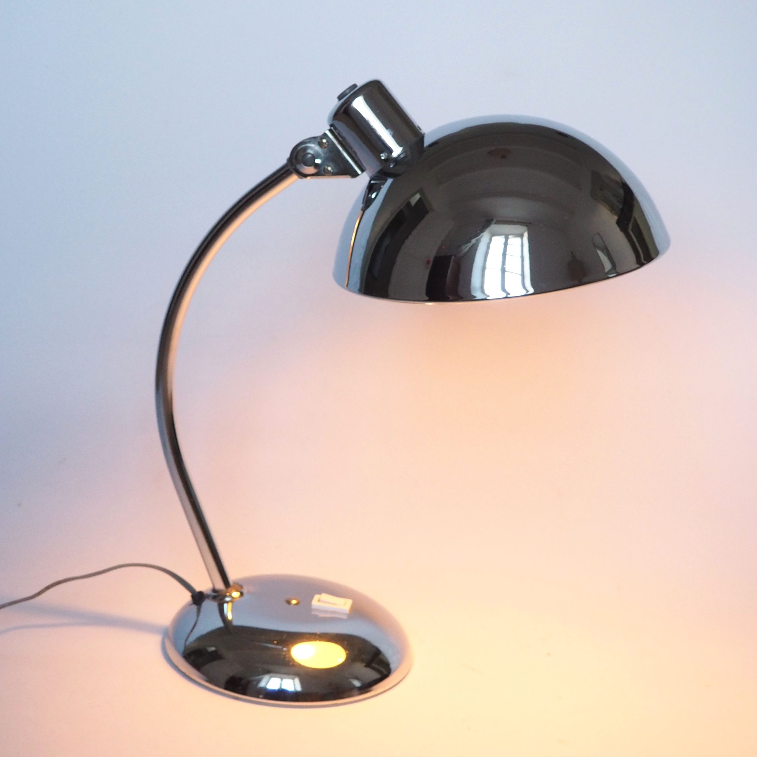 Lampe de bureau chromée – Image 5