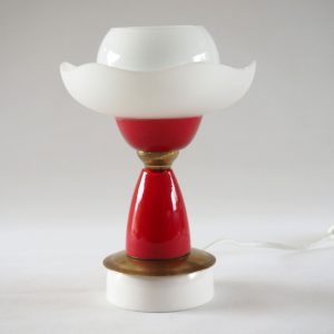Lampe corolle en verre rouge et blanc satiné