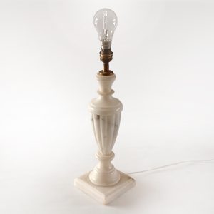 Grand pied de lampe en marbre