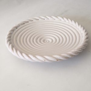 Grand plat spirale Malicorne blanc